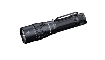 Fenix PD40R V3.0 tölthető zseblámpa