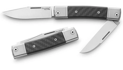 LionSteel BestMan II Carbon Fiber EDC zsebkés

A BestMan család a modern EDC szemlélet ötvözési a klasszikus megoldásokkal. Kifejezetten a mindennapok feladataira (étkezés, csomagbontás) ajánlja a cég. Érdekessége, hogy több variációban is beszerezhető. A