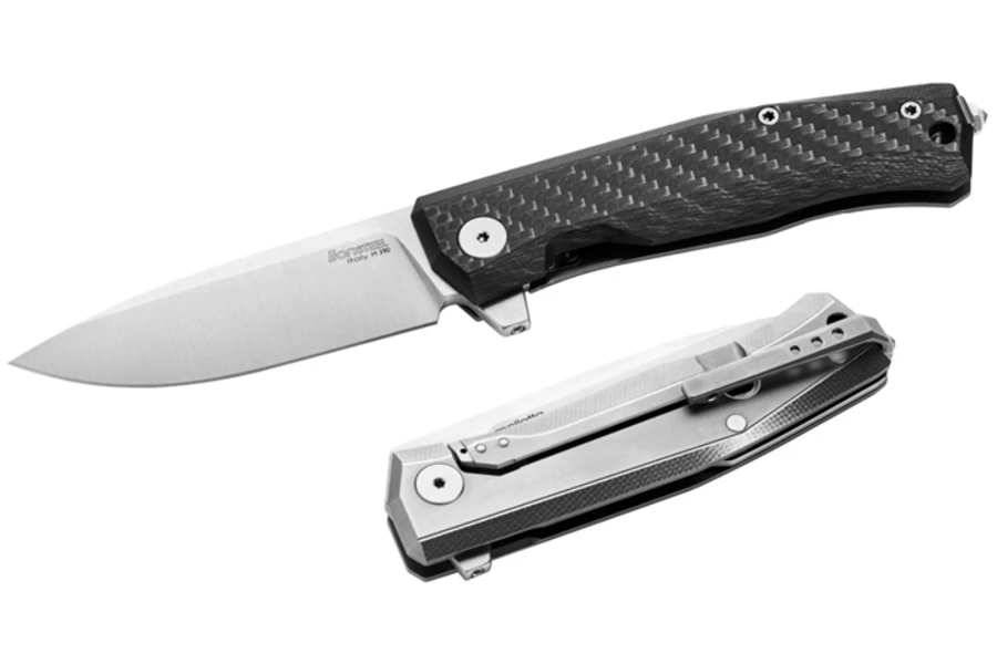 LionSteel Myto Carbon Fiber EDC zsebkés

A Myto egy igazi mindenes EDC zsebkés. Semmi sallang vagy felesleges csicsa, csak stílusos és minőségi minimalizmus minőséggel párosítva. Ideális a mindennapok feladataihoz, valamint outdoor kihívásokhoz.
A penge r