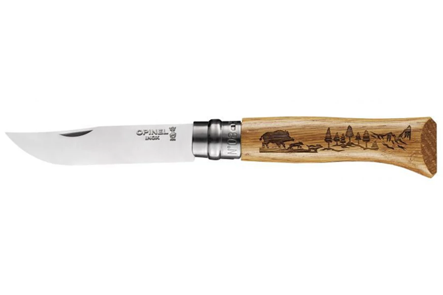 Opinel Tradition No.08 Inox tölgyfa Wild boar zsebkés